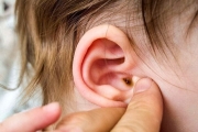 Viêm tai giữa - bệnh phổ biến ở trẻ em