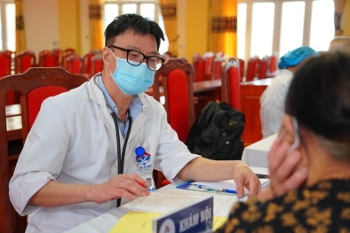 Bệnh viện An Việt phối hợp với UBND xã Liên Châu tổ chức khám sức khoẻ & cấp phát thuốc miễn phí cho các đối tượng chính sách