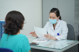 Viêm mũi mãi không khỏi, người phụ nữ ‘tá hỏa’ phát hiện bị viêm xoang tràn mủ