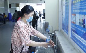 Báo Đầu tư: Chống nóng cho người dân ở cơ sở khám chữa bệnh