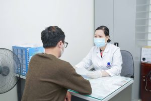 Bất ngờ bị suy giảm thính lực sau kỳ nghỉ Tết Nguyên đán 2024, bác sĩ nói gì?