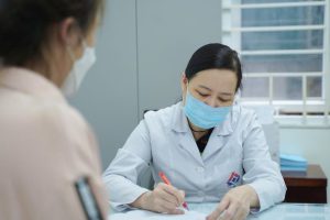 Tuyệt đối không được chủ quan việc điều trị cúm A cho trẻ