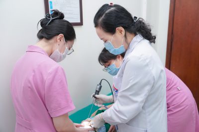 Khi nào cần nạo VA cho trẻ???