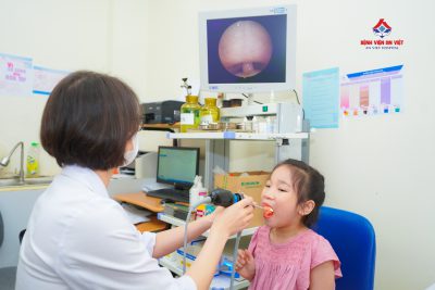 Điều trị bệnh viêm mũi họng ở trẻ như thế nào