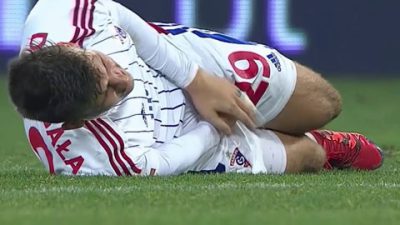 Cẩn trọng chấn thương tinh hoàn ở trẻ khi chơi thể thao