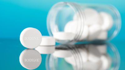 Những lưu ý khi uống Iot phóng xạ của bệnh nhân ung thư tuyến giáp