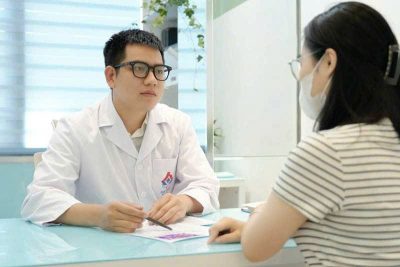 Trời nồm ẩm, cảnh báo tình trạng viêm nhiễm phụ khoa ở nữ giới