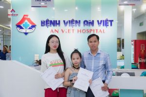 Siêu mẫu nhí Việt Nam toàn cầu 2024 thăm khám tại Bệnh viện An Việt