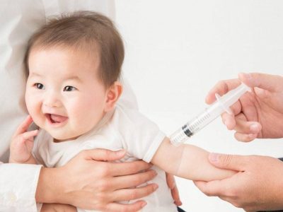 Trẻ bị sởi rồi có cần tiêm vaccine hay không?
