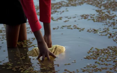 Những bệnh ngoài da thường gặp mùa mưa lũ