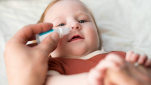 Cẩn trọng viêm tai giữa ở trẻ vào mùa đông