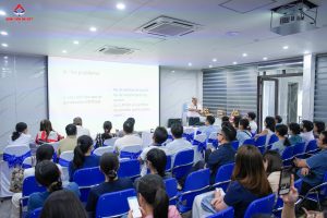 Hội thảo chuyên khoa Tai Mũi Họng với chuyên gia nổi tiếng thế giới