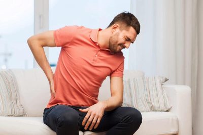 Đau âm ỉ vùng thắt lưng có phải bị sỏi thận?