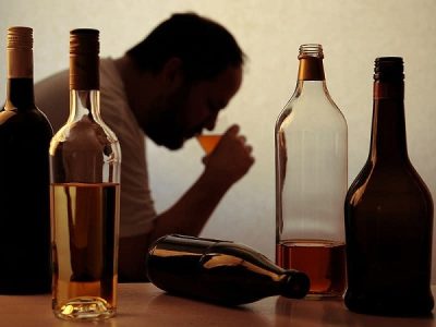 Viêm tuỵ cấp do rượu: Những điều cần biết