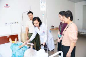 Bệnh viện đa khoa An Việt chung tay hỗ trợ gia đình bệnh binh có hoàn cảnh đặc biệt