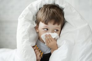 Cẩn trọng trẻ mắc cúm, nhiễm RSV lúc giao mùa